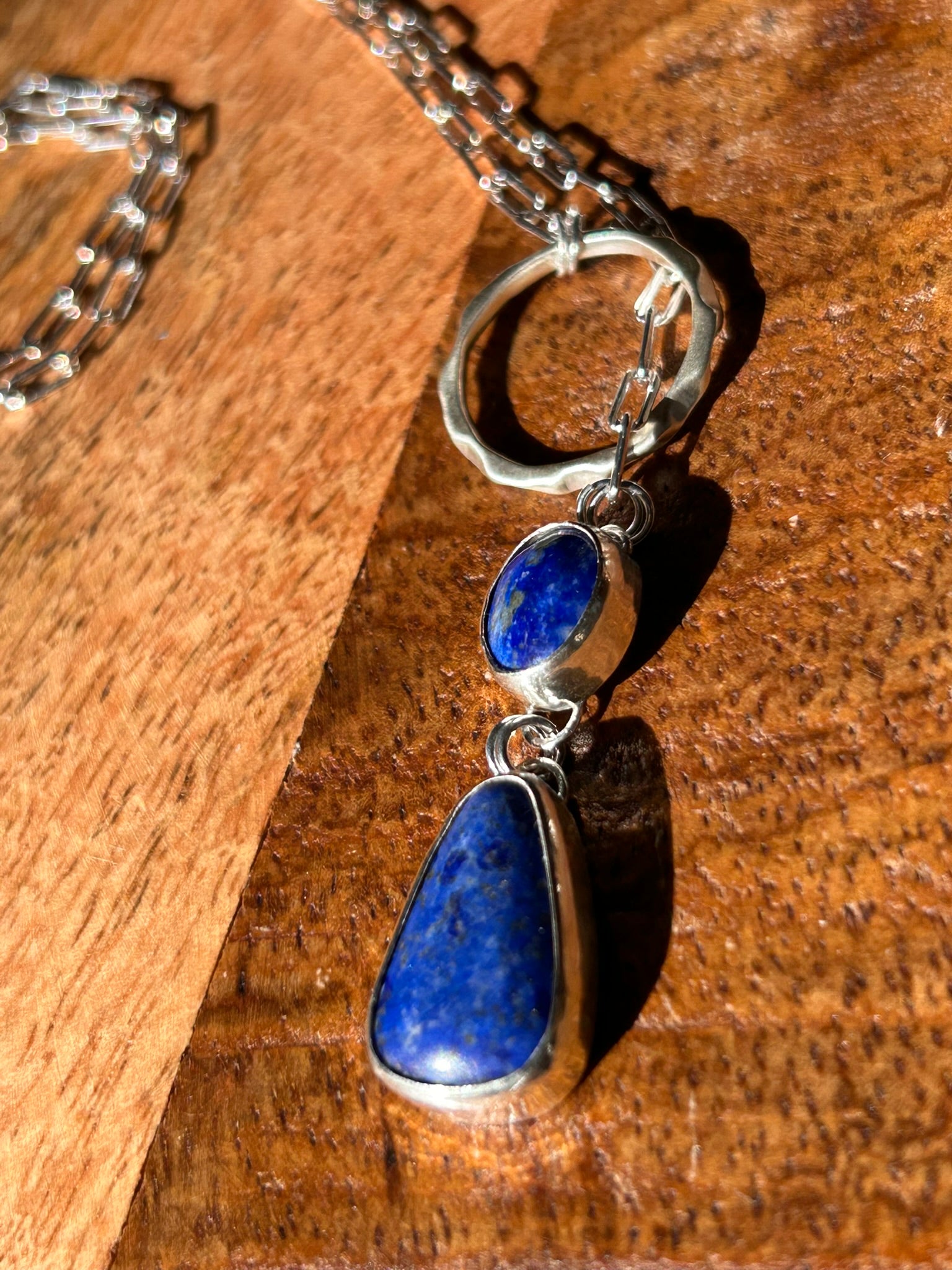 Pendant Toggle 18" Paperclip Chain Necklace (Lapis Lazuli)
