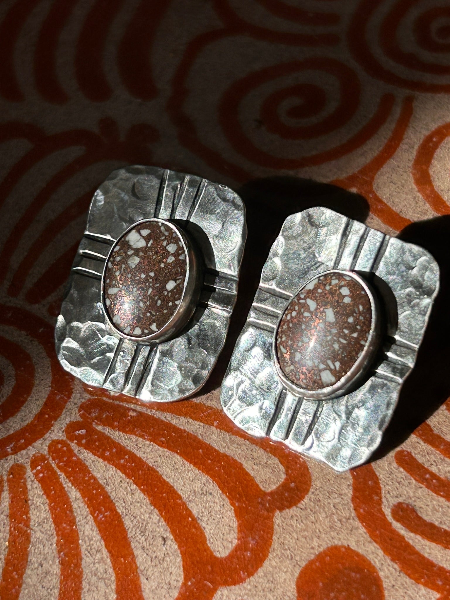 Stone Studs (Copperstone)