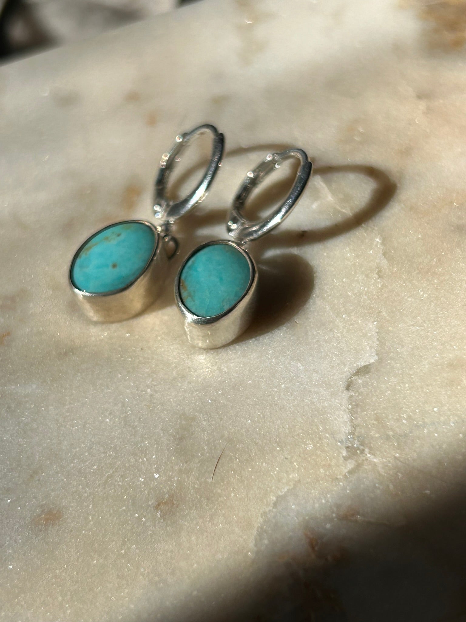 Pendant Stone Hoops (Kingman Turquoise)