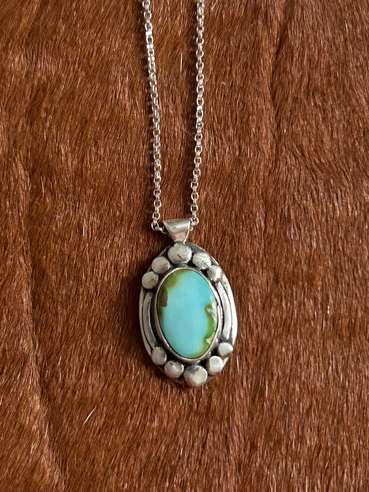 Stone Pendant & 18" Necklace (Sierra Bella Turquoise)