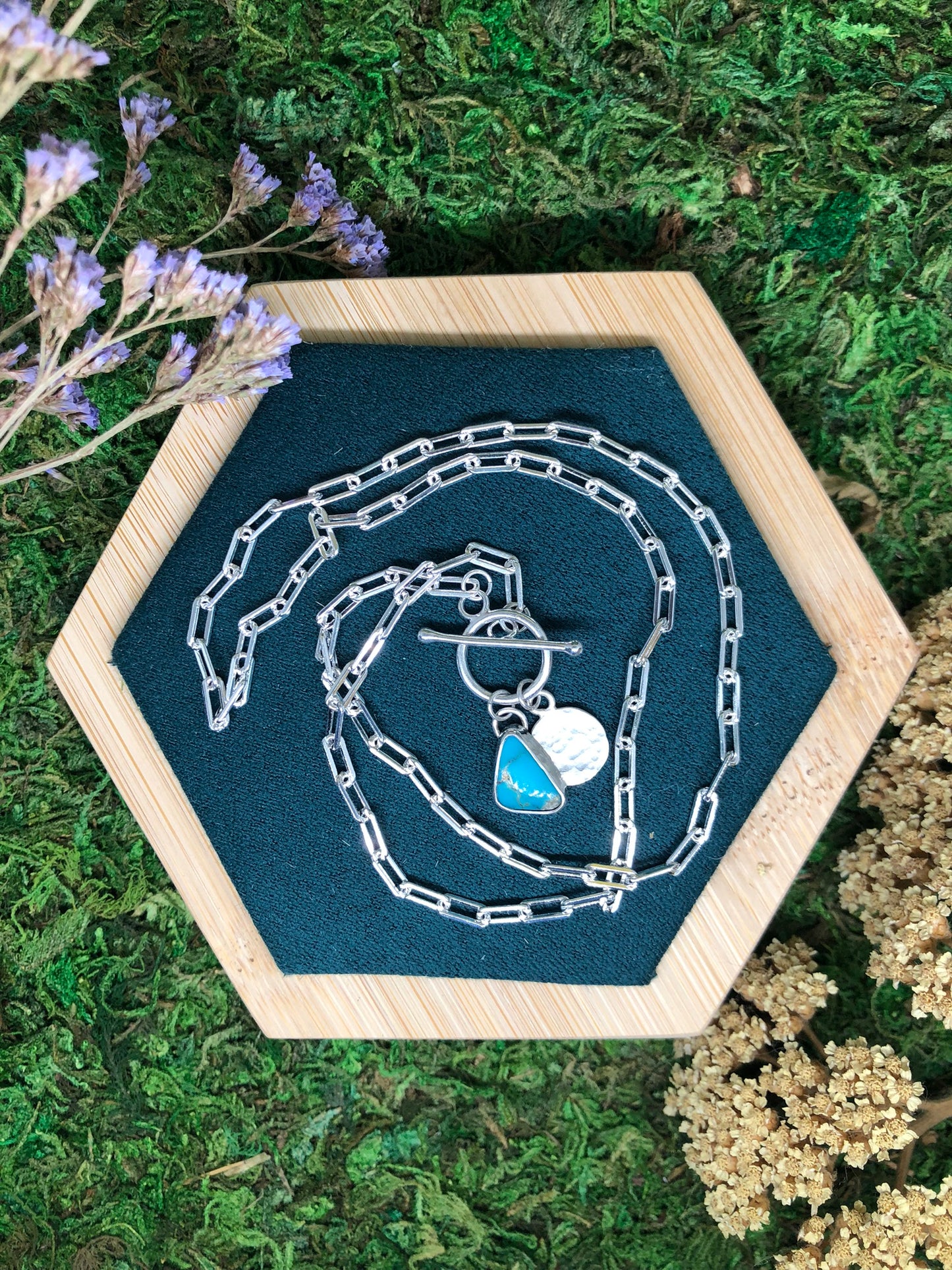 Island Lane Necklace (Hubei Turquoise)