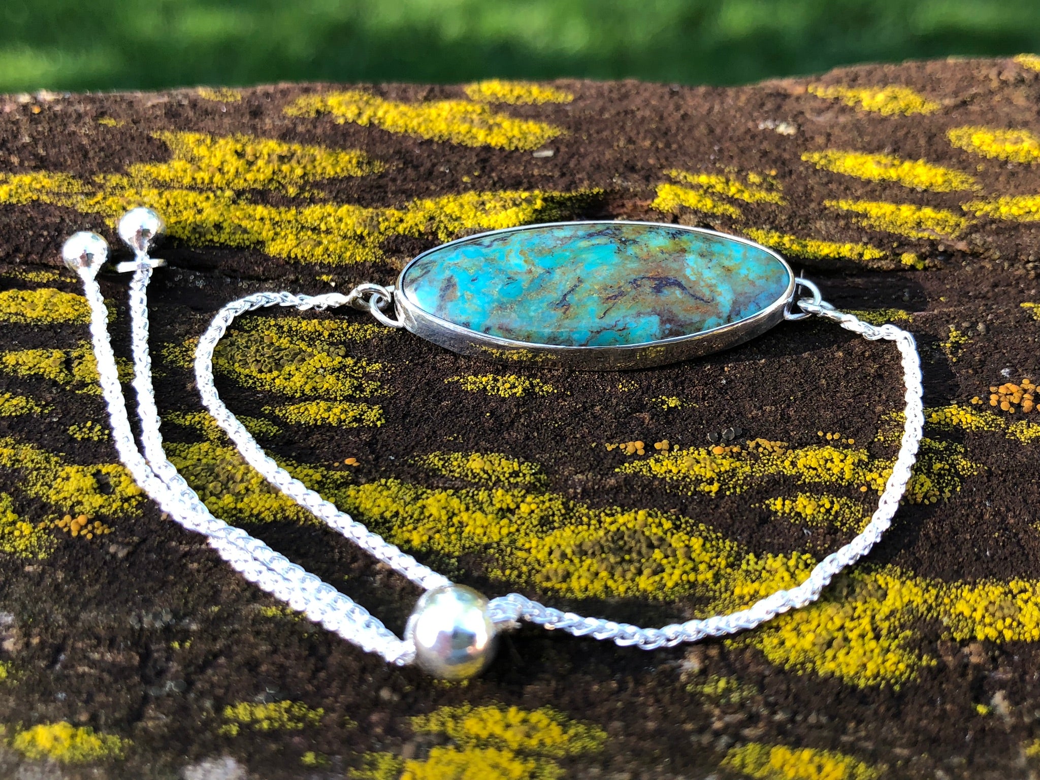 Stone Adjustable Bracelet (Turquoise)