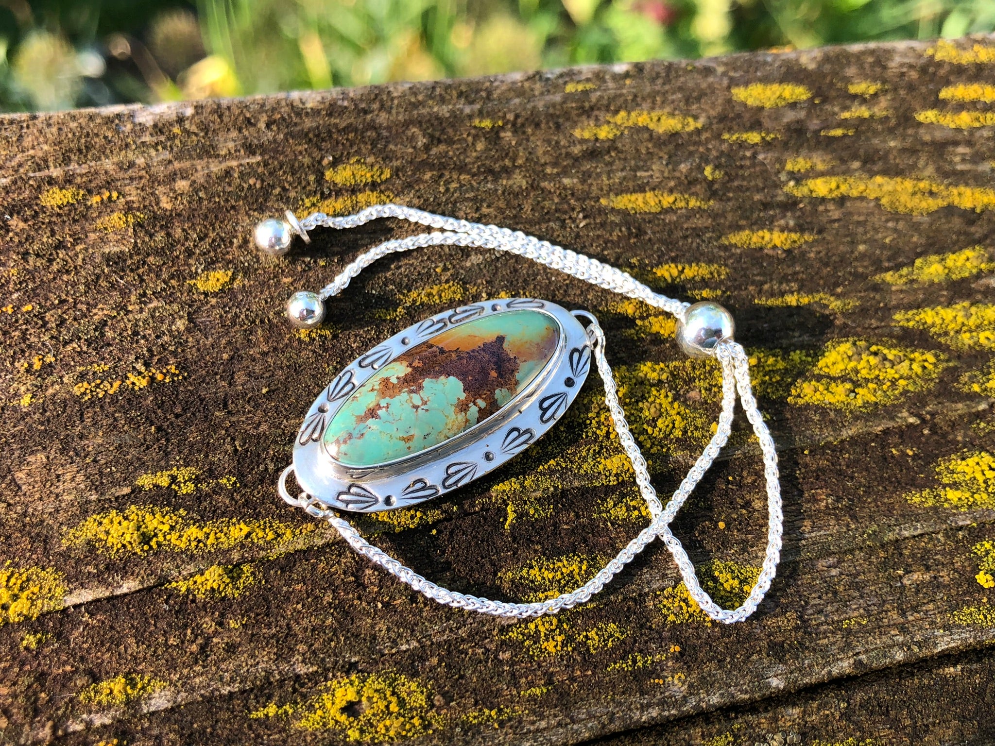 Stone Adjustable Bracelet (Turquoise)